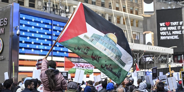ABD'nin siyonist İsrail'e desteği, New York'ta protesto edildi