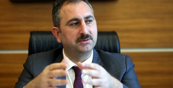 Abdülhamit Gül'den ceza infaz kurumu personeline erken emeklilik müjdesi