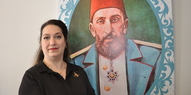 Abdülhamit Han’ın torunundan Meral Akşener’e ayar