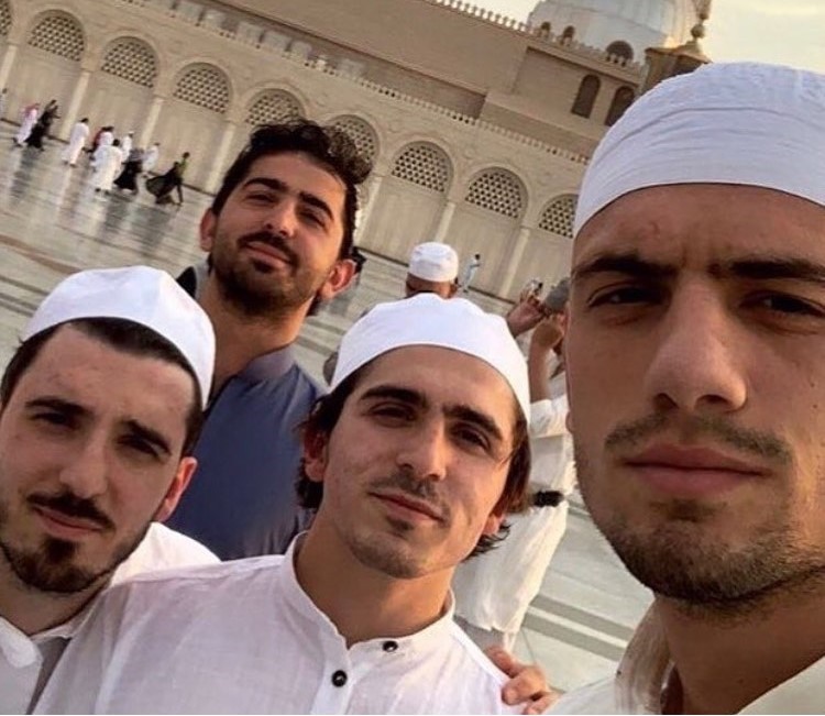 Abdulkadir Ömür ve Melih Demiral Medine’de 