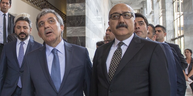 Abdullah Gül görünce dondu kaldı