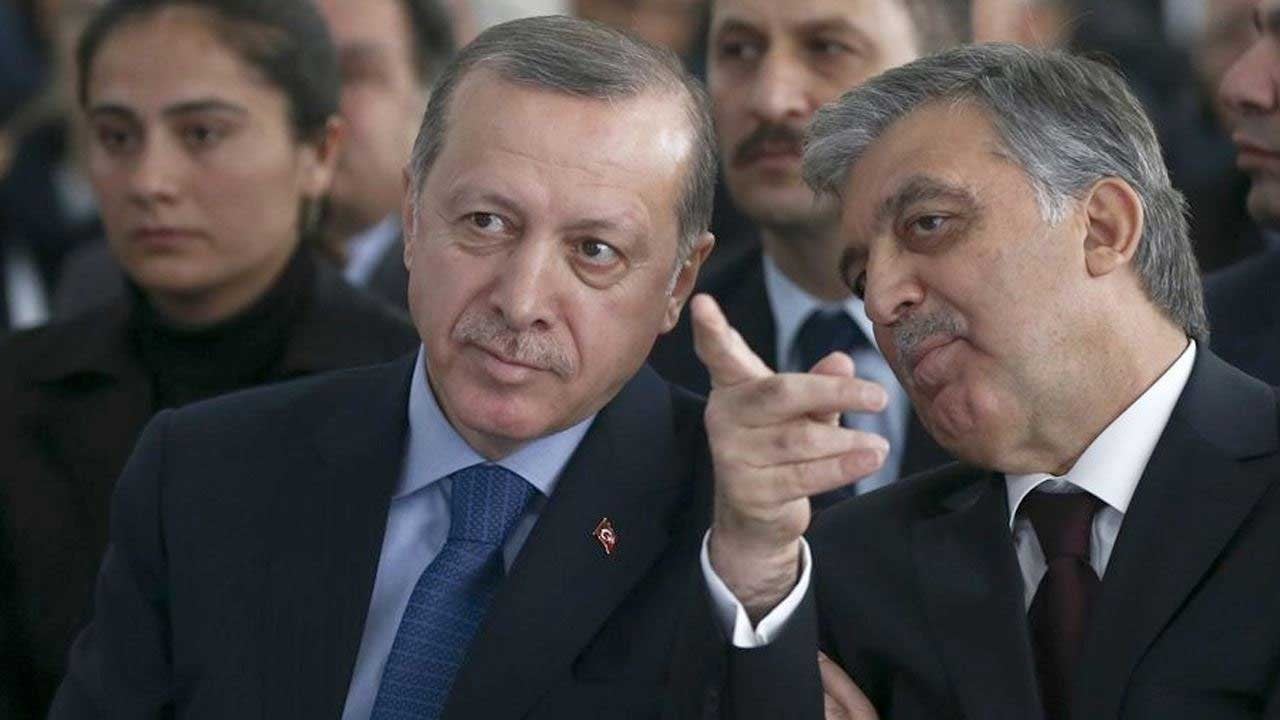 Abdullah Gül ne mesajı vermek istedi! Onlarca Türk sitesi varken İngiliz sitesine konuştu