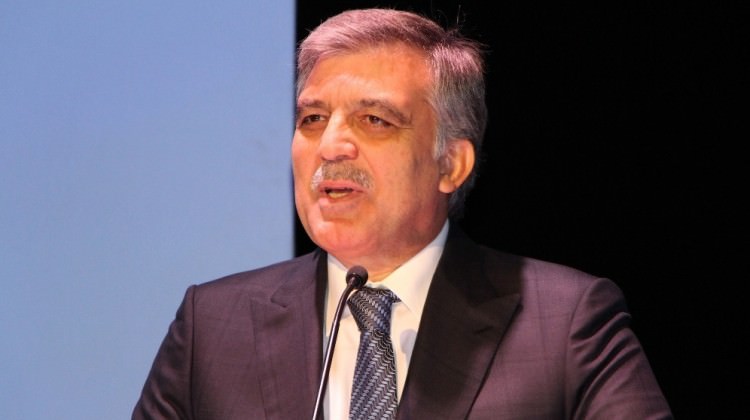 Abdullah Gül: Ucuz bir şovdan ibaret!