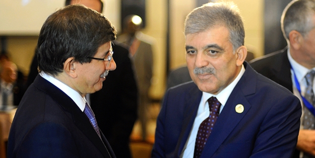 'Abdullah Gül'den AK Parti'ye sürpriz'