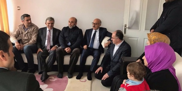 Abdullah Gül'den ziyaret