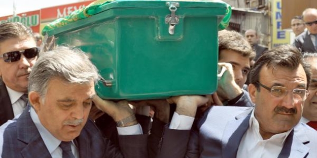 Abdullah Gül'ün babası son yolculuğuna uğurlanıyor
