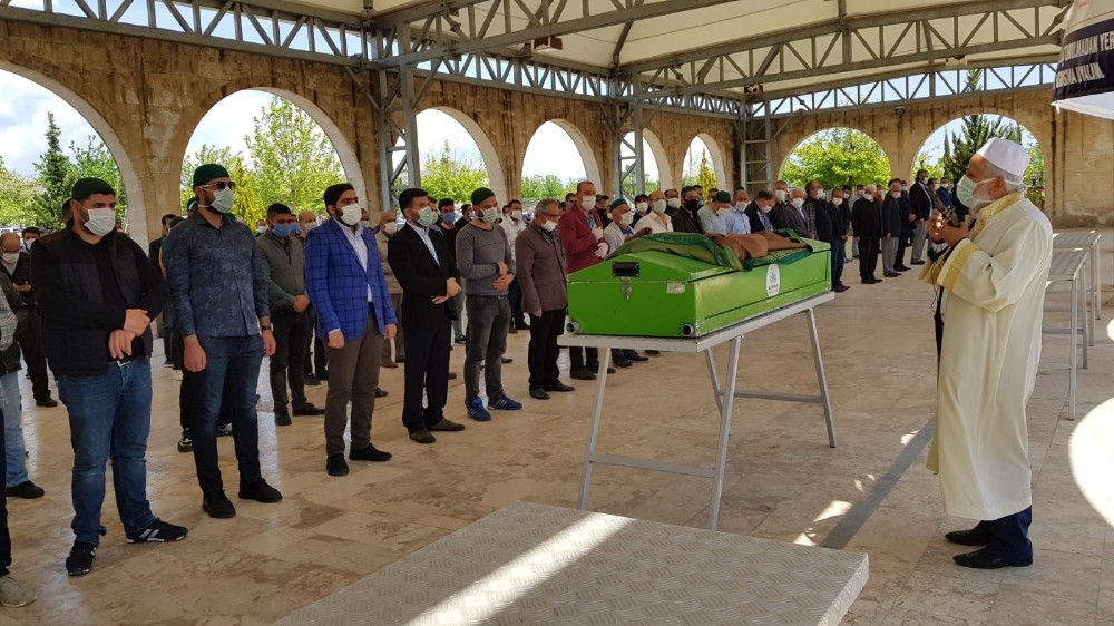 Abdulmecid Geylani hayatını kaybetti 