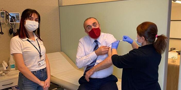 Abdurrahim Albayrak koronavirüs aşısı oldu