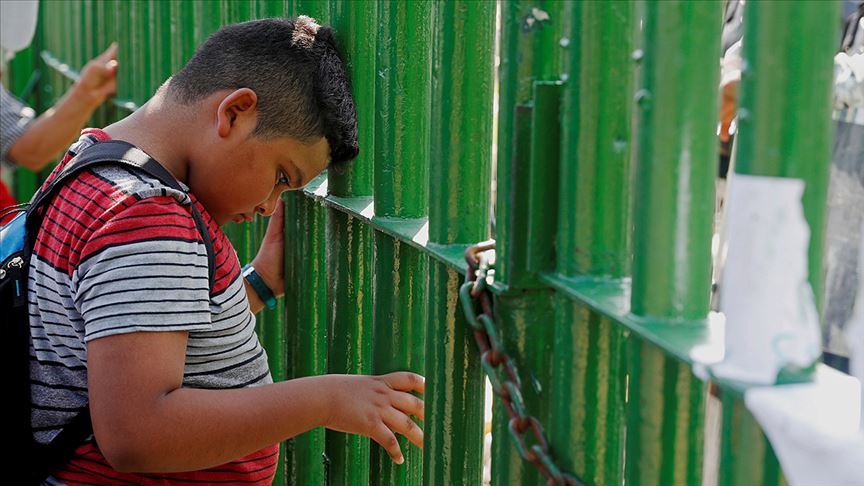 ABD'ye gitmek için yola çıkan göçmenler Meksika sınırına ulaştı