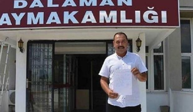 Amerika'ya kızdı soyadını değiştiriyor!