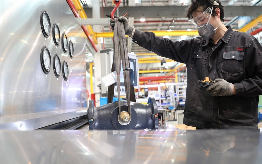 ABD’ye rağmen Çin’e dev yatırim