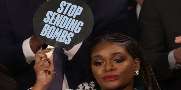 ABD'yi kim yönetiyor sorusunun cevabı bulundu! Kongresi Üyesi Bush'tan Yahudi lobisine: Krallığınızı yıkmaya geliyorum