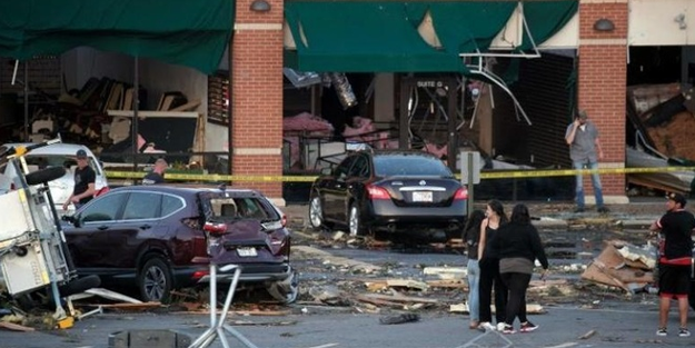 ABD'yi şiddetli fırtına yıktı geçti