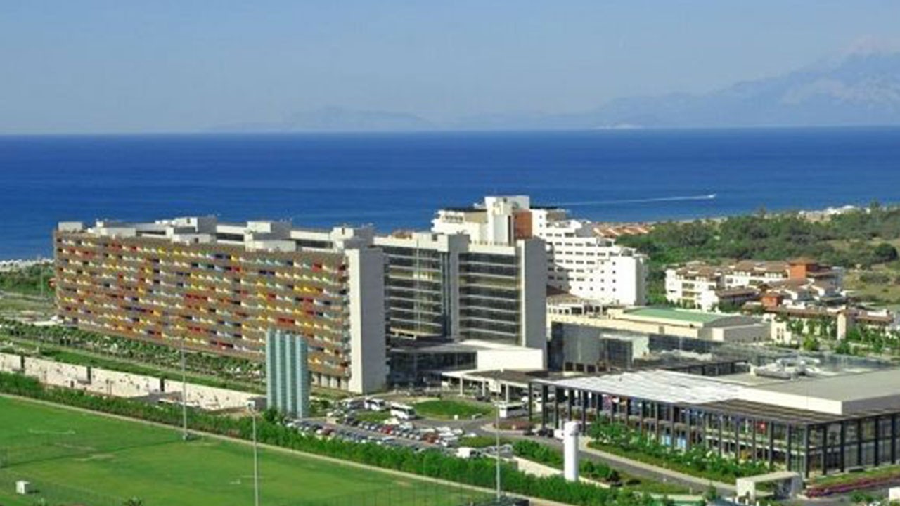 Abla kardeş kavgası koca holdingi batırdı! Kimse inanamıyor ama gerçek