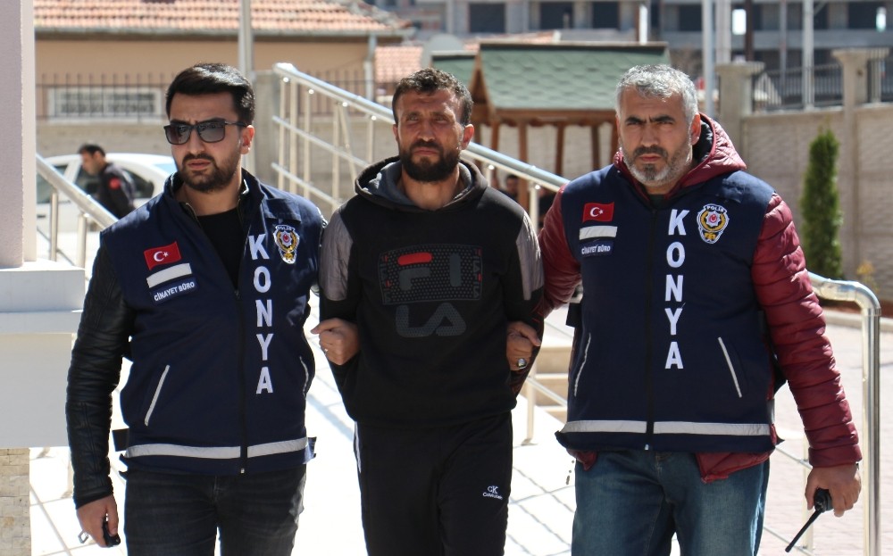 Ablasını öldüren şüpheli kardeşler adliyeye sevk edildi 