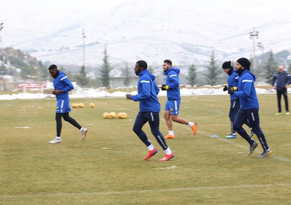 Aboubakar Kamara’dan iyi haber 