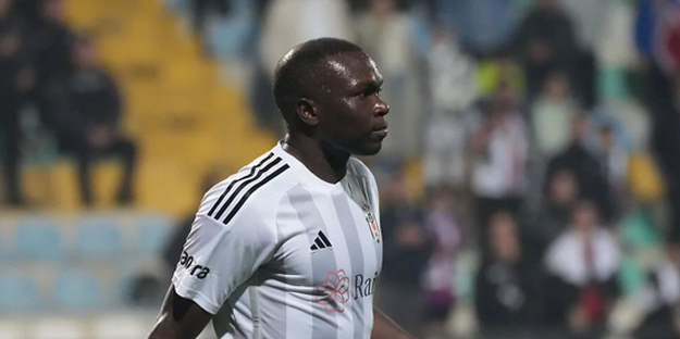 Aboubakar’ın yaptığı teklif belli oldu: Ayrılık paniği: Verin kurtulun şu kamburdan…