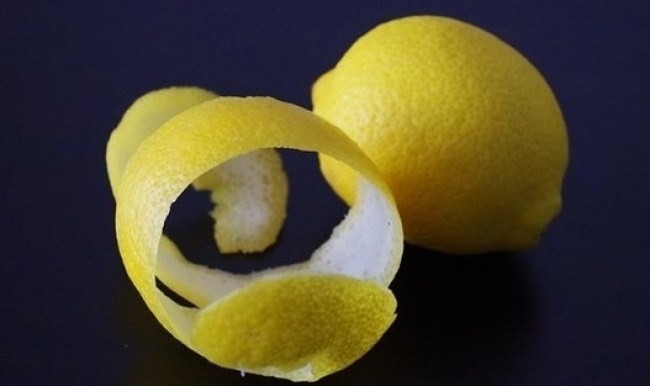 Aç karnına limon kabuğu yerseniz ne olur?