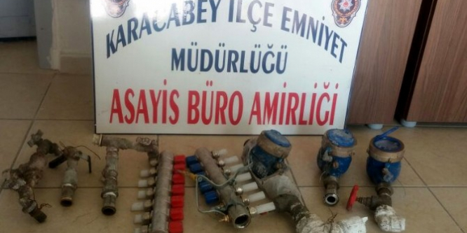 Su sayacı hırsızı yakayı ele verdi