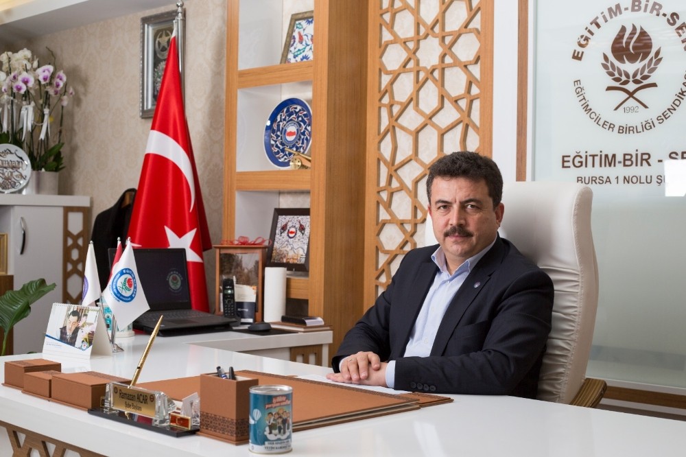 Acar, Zafer Bayramını kutladı 