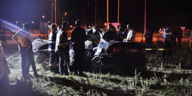 Afyonkarahisar’da trafik kazası: 4 ölü, 3 yaralı