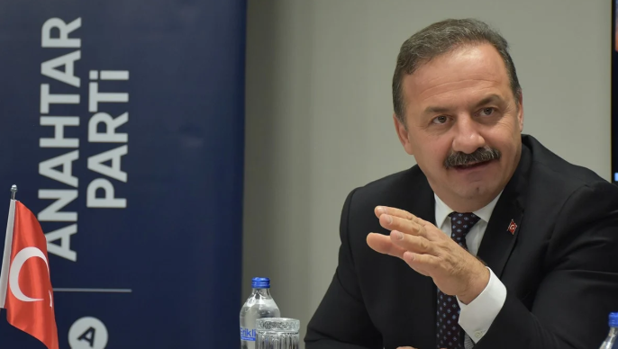 Acemi Genel Başkan! Ağıralioğlu Trabzon’u alacağım derken Rize’den oldu