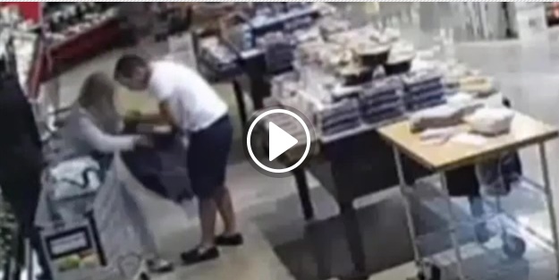 Acemi hırsız hem kameraya hem kadına yakalandı