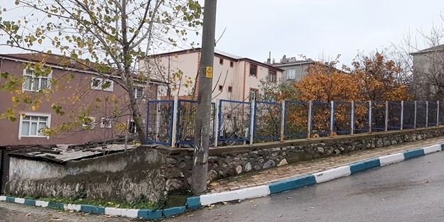Acı olay! Ekmek tandırına düştü! 
