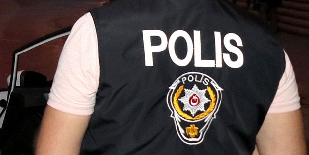 Açığa alınan polis müdürlerinin evlerinde arama ve el koyma işlemi!