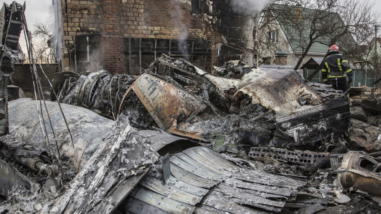 Açıklamayı Telegram'dan yaptılar: Askeri havaalanını vurduk!