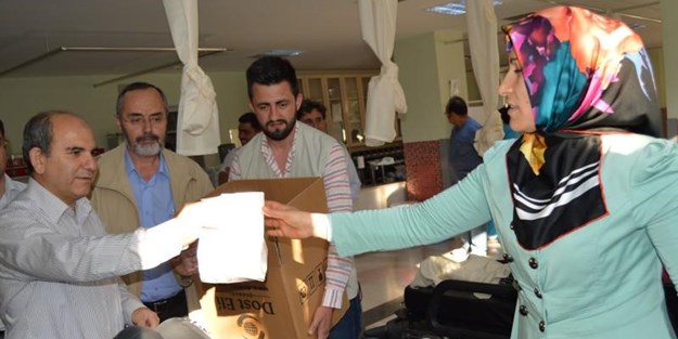 Acil servislere Dost Eli'nden iftarlık..