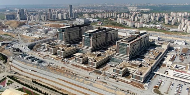 Açılışına artık saatler kaldı! Başakşehir Şehir Hastanesi'nin son hali havadan böyle görüntülendi
