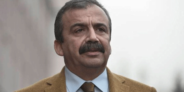 Açtı ağzını yumdu gözünü! Süreyya'dan 6'lı masaya tehdit