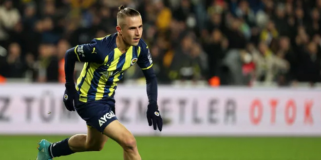 Acun, Fenerbahçeli yıldızın peşinde!..