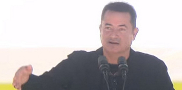 Acun Ilıcalı haddini aştı ve Aziz Yıldırım’a sataştı: Başkan olursanız Mourinho ile nasıl çalışacaksınız?