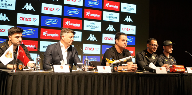 Acun Ilıcalı'dan sürpriz 