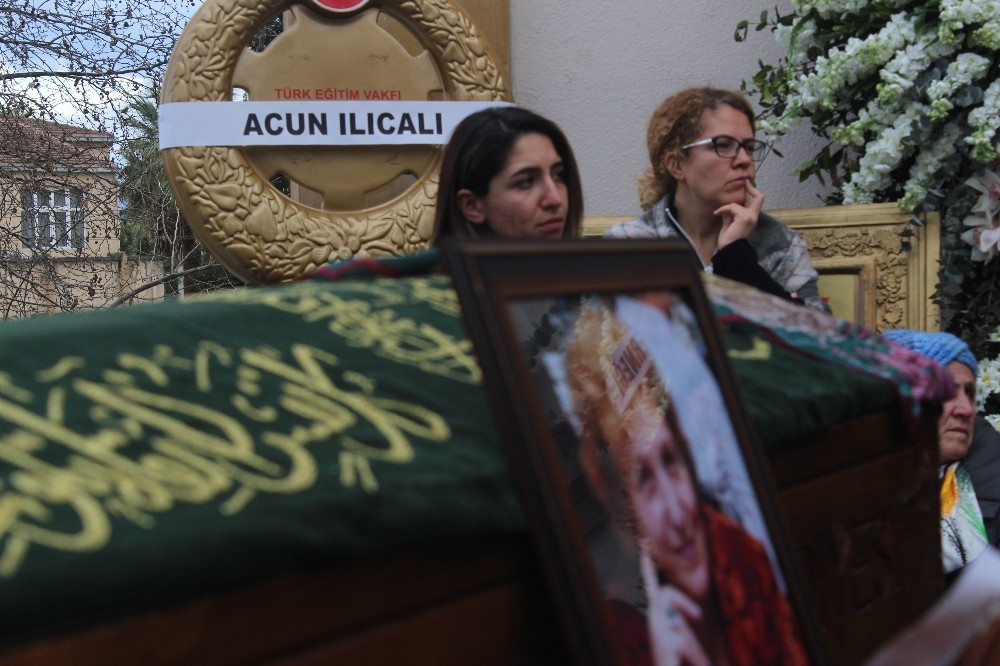Acun Ilıcalı’nın acı günü 