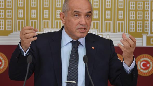 Acun'un vekil amcası Abdullah Gül için konuştu!