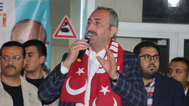 Adalet Bakanı Abdulhamit Gül: CHP gelirse halkın kazanımlarını elinden alacak