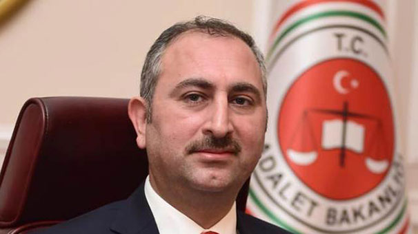 Adalet Bakanı Abdülhamit Gül: Çiftlik Bank ile ilgili 6 kişi hakkında kırmızı bülten çıkarıldı