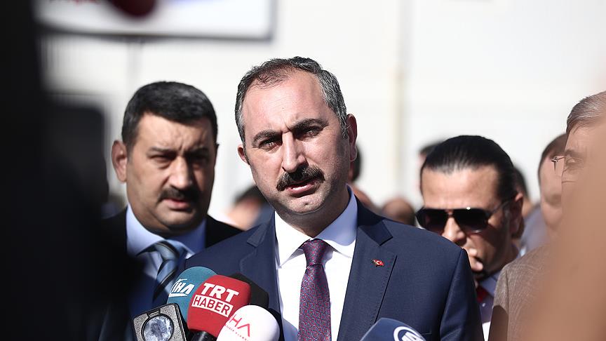 Adalet Bakanı Abdulhamit Gül, Korkuteli Cumhuriyet Savcısını ziyaret etti