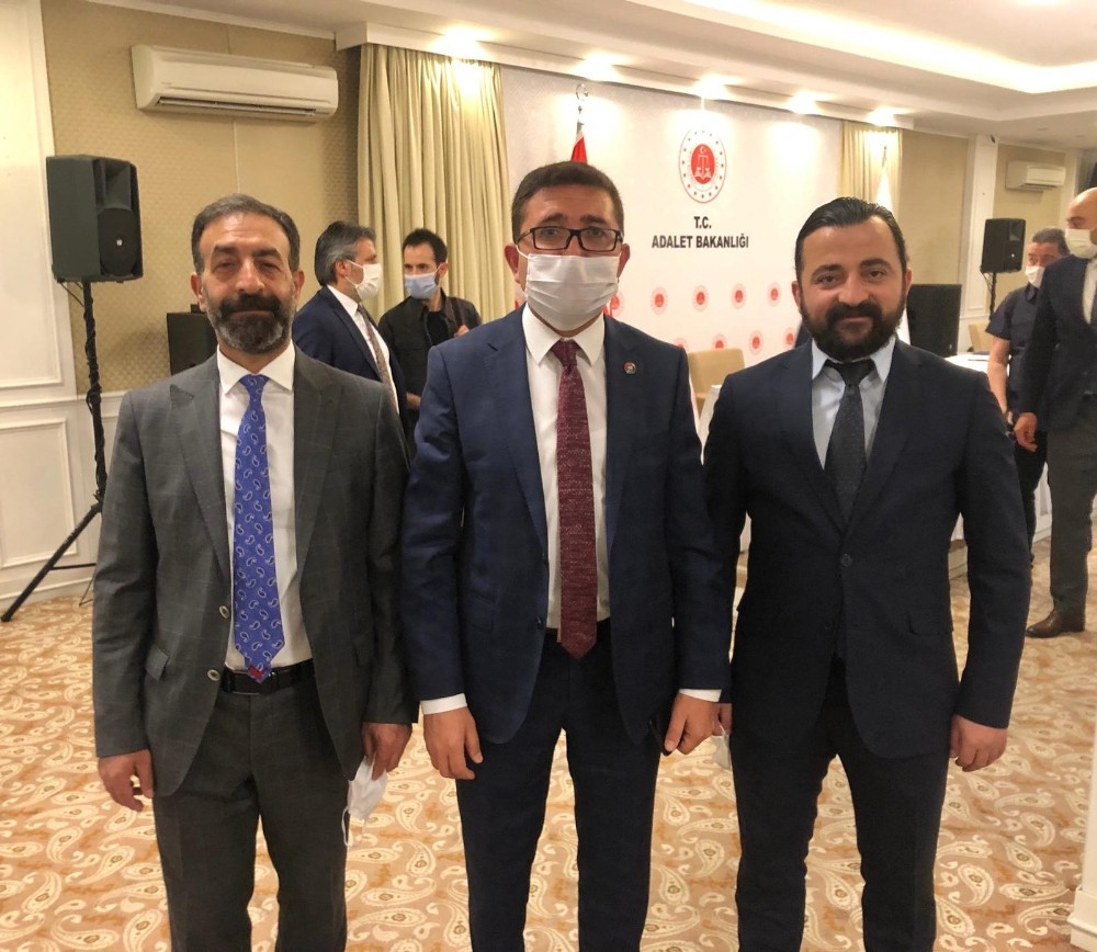 Adalet Bakanı Gül, baro başkanlarıyla bir araya geldi 
