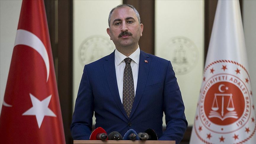 Adalet Bakanı Gül: Duruşmaların ertelendiği tarih 15 Haziran'a kadar uzatılmıştır