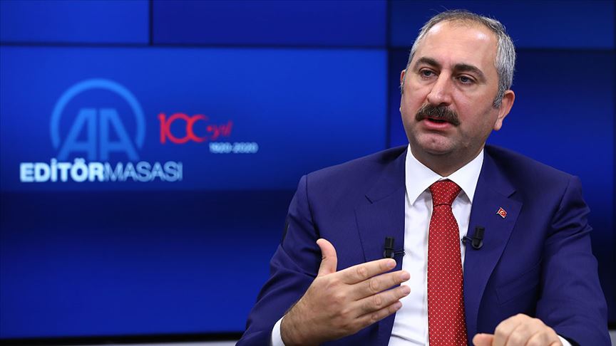 Adalet Bakanı Gül: Hukuk davaları ayrıntılı safhaların sadeleştirilmesiyle 7-8 ay daha erken bitecek