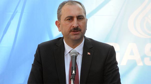 Adalet Bakanı Gül'den Çiftlik Bank açıklaması