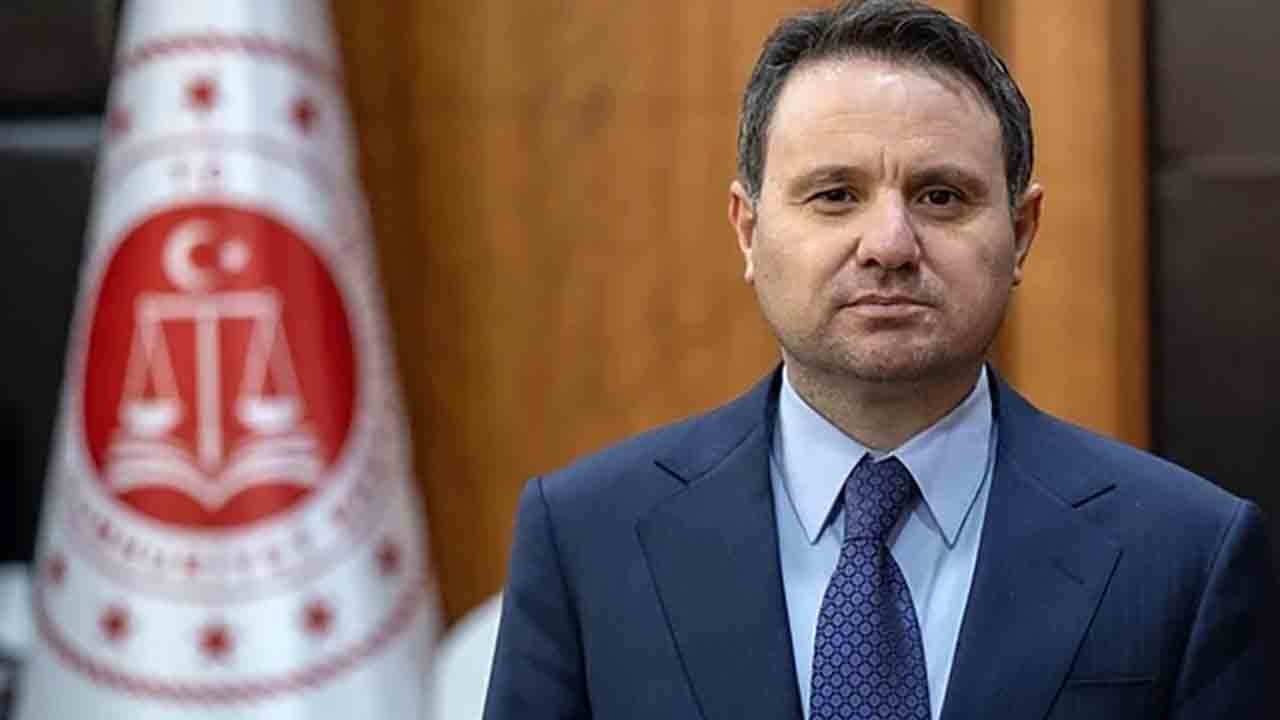 Adalet Bakanı Gürlek duyurdu! 130 hesap sahibi hakkında soruşturma başlatıldı 1.104 hesaba erişim engeli getirildi!