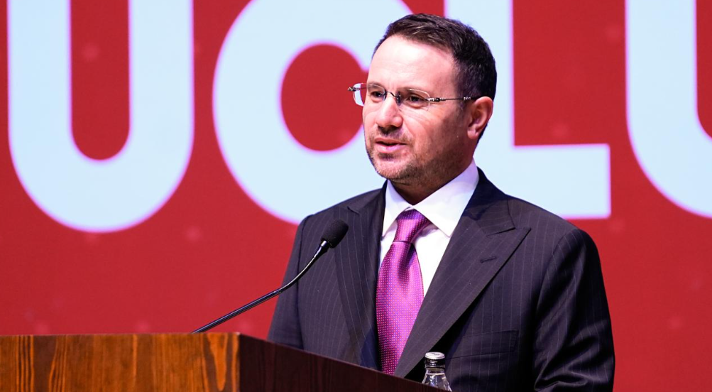 Adalet Bakanı Gürlek net konuştu: Avukatlık kutsal görevdir, kişisel çıkarlara alet edilemez!