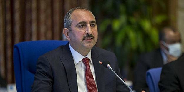 Adalet Bakanı, İP'e de, HDP'ye de böyle çaktı: Statüko beyaz torosları, faili meçhulleri sever!