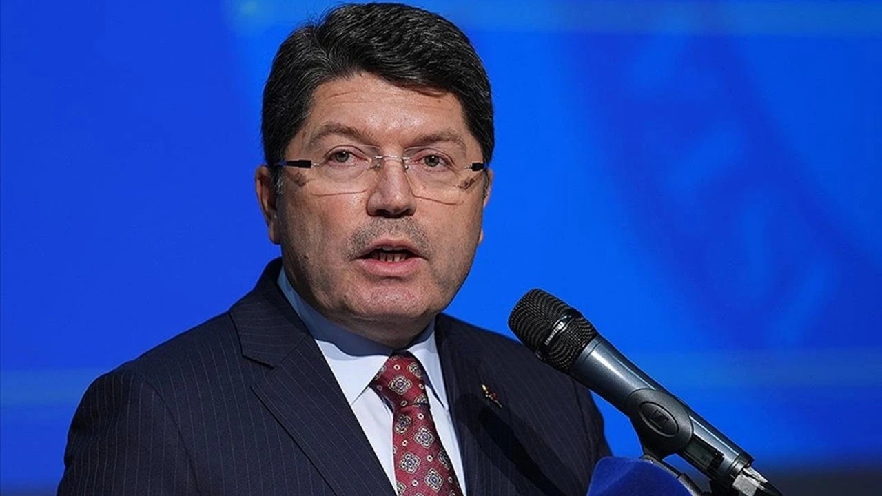 Adalet Bakanı Yılmaz Tunç’tan CHP’li vandallara tarihi ayar!