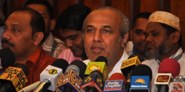 Adalet bakanından muhalif adaya destek